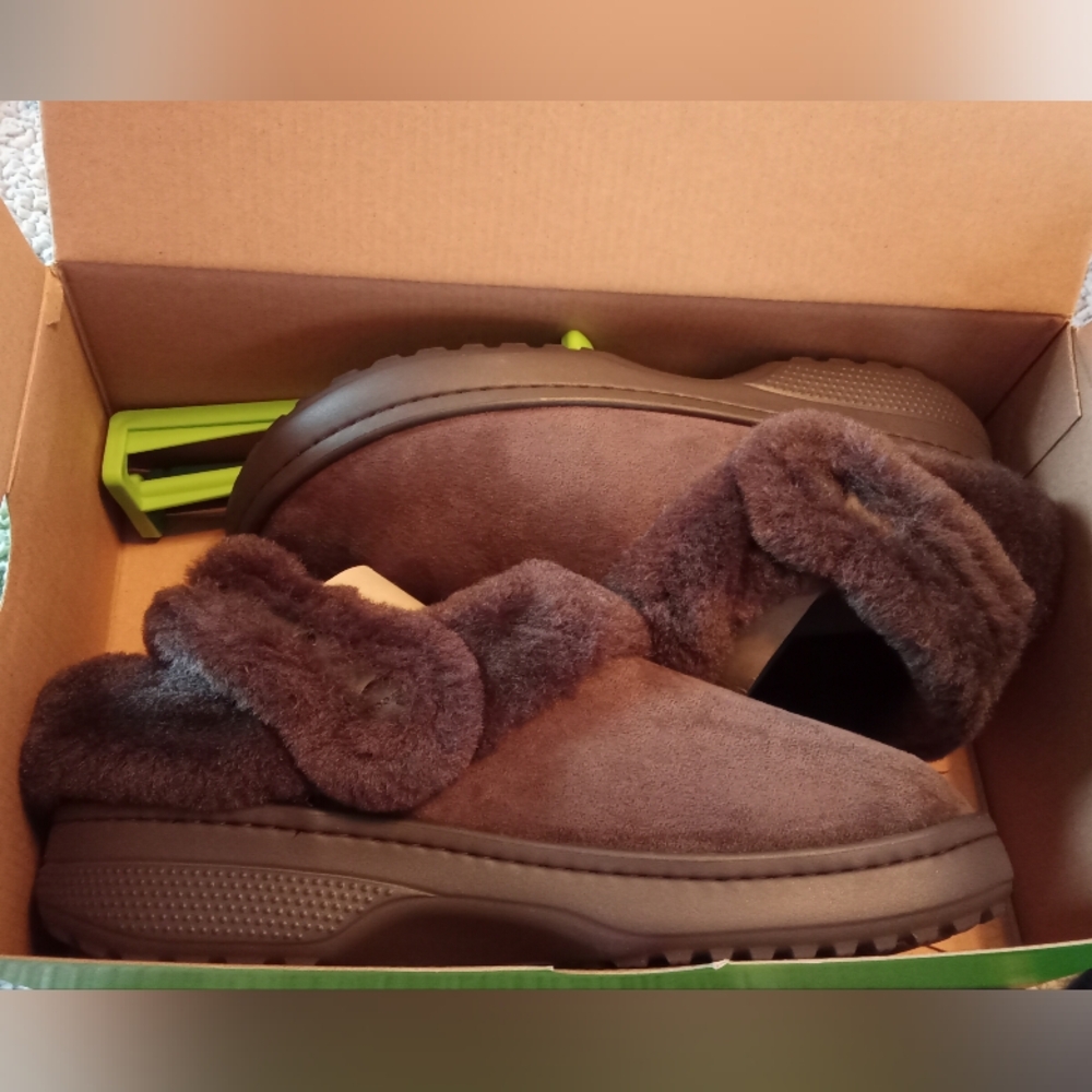 Classic Unforgettable Vegan Suede Clogs - Picture 2 of 11